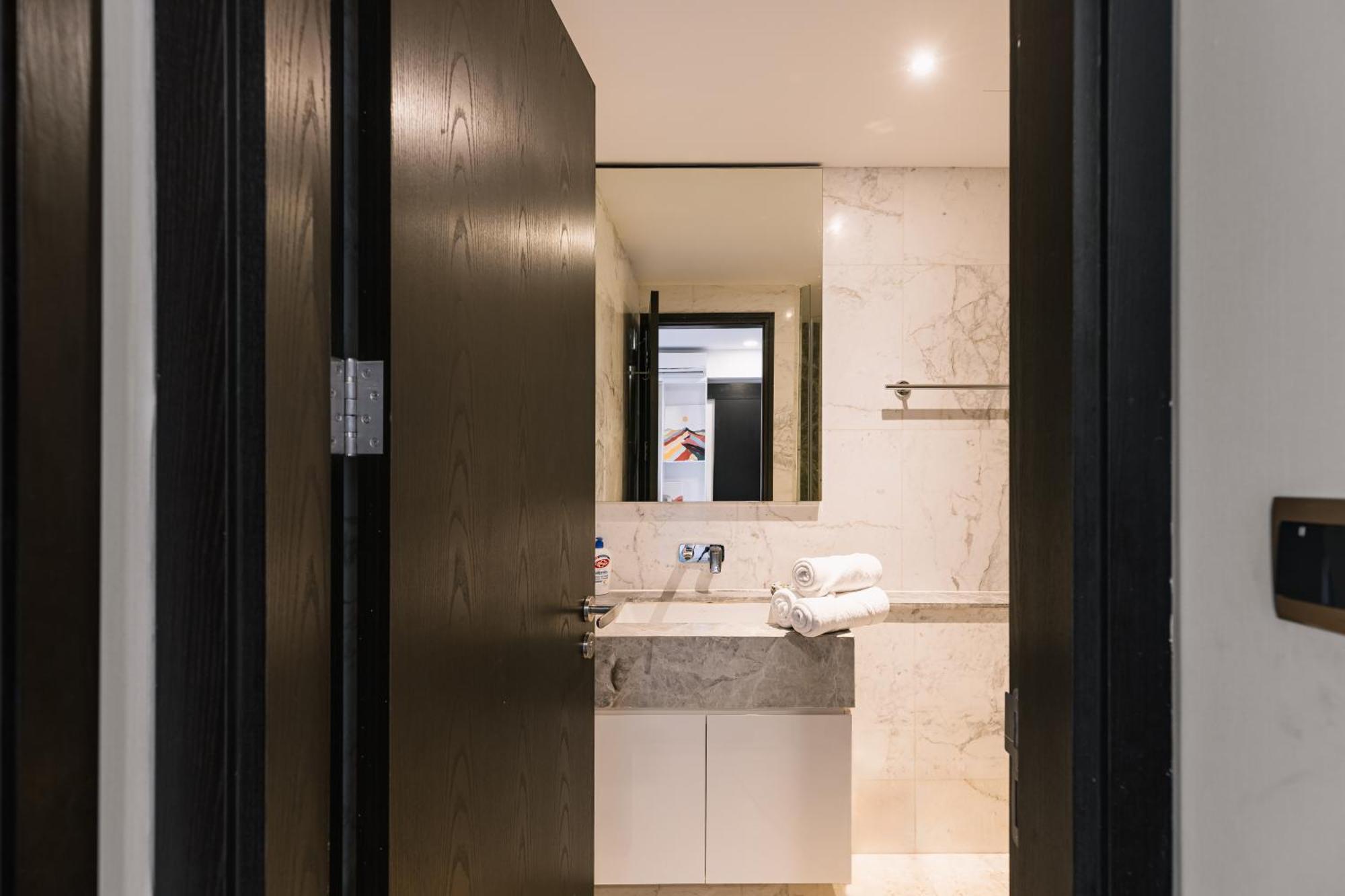 Exclusive 2-3 Bedroom Apartment In District 1 Free Pool Gym Sauna Ho Či Minovo Město Exteriér fotografie